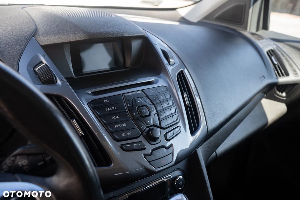 Ford Tourneo Connect - 10
