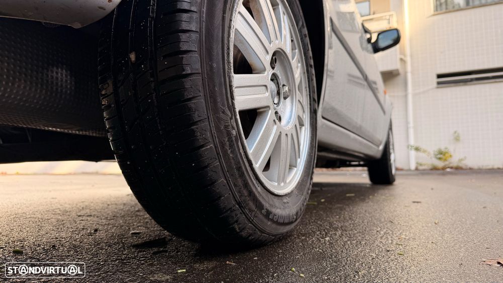 Ford Fiesta 1.25 Ambiente - 11