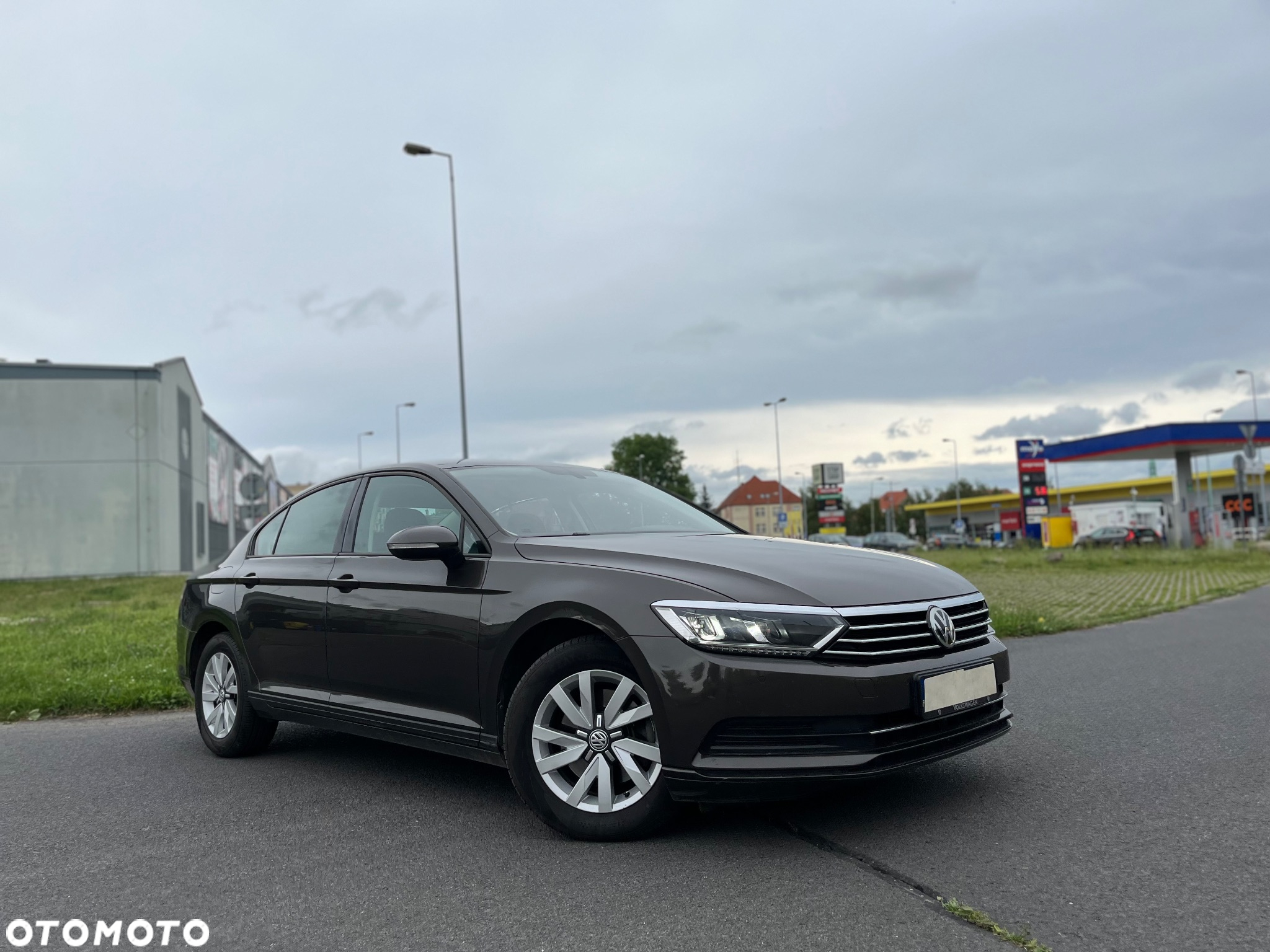 Volkswagen Passat 2.0 TDI SCR Comfortline - 8