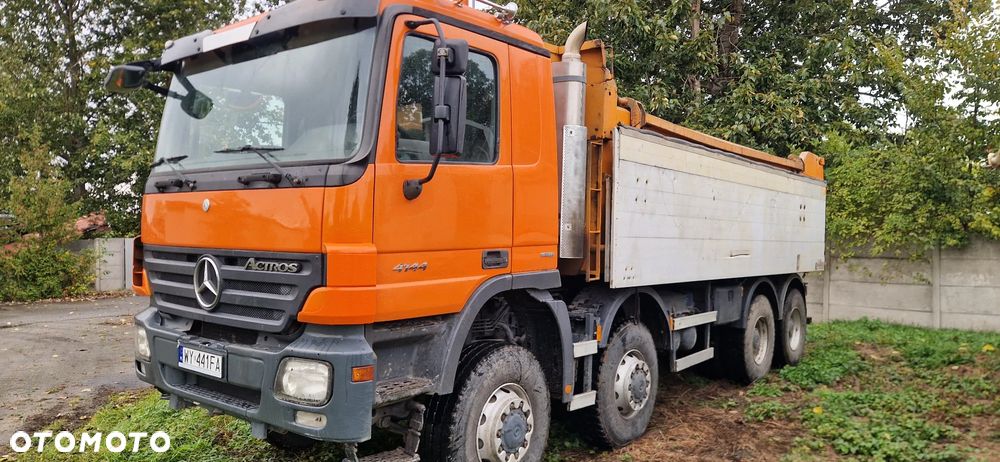 Mercedes-Benz ACTROS - 24
