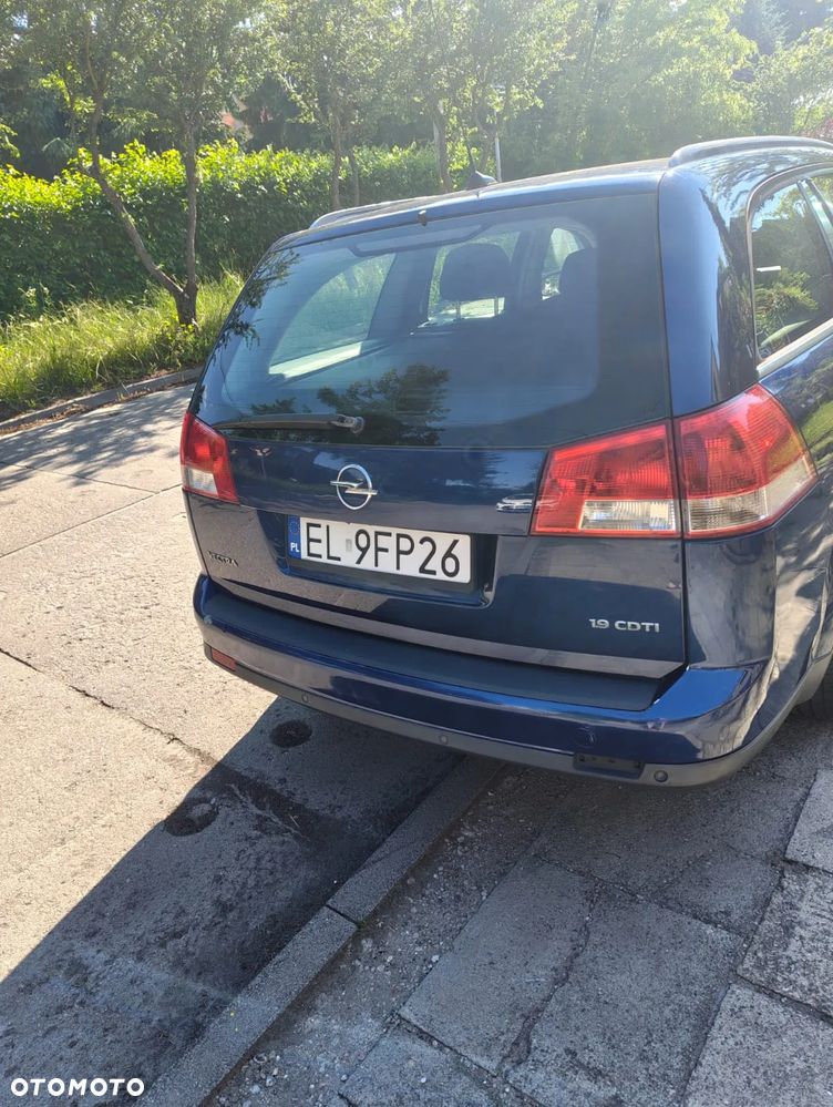 Opel Vectra 1.9 CDTI Cosmo - 9