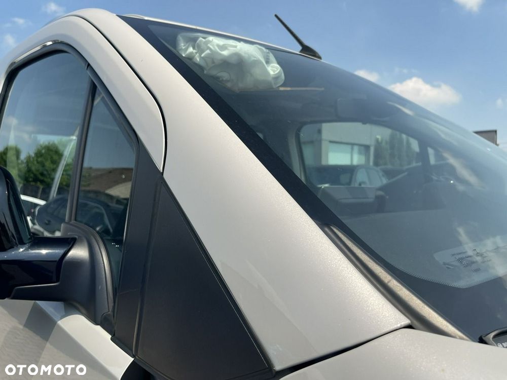 Peugeot Rifter - 8