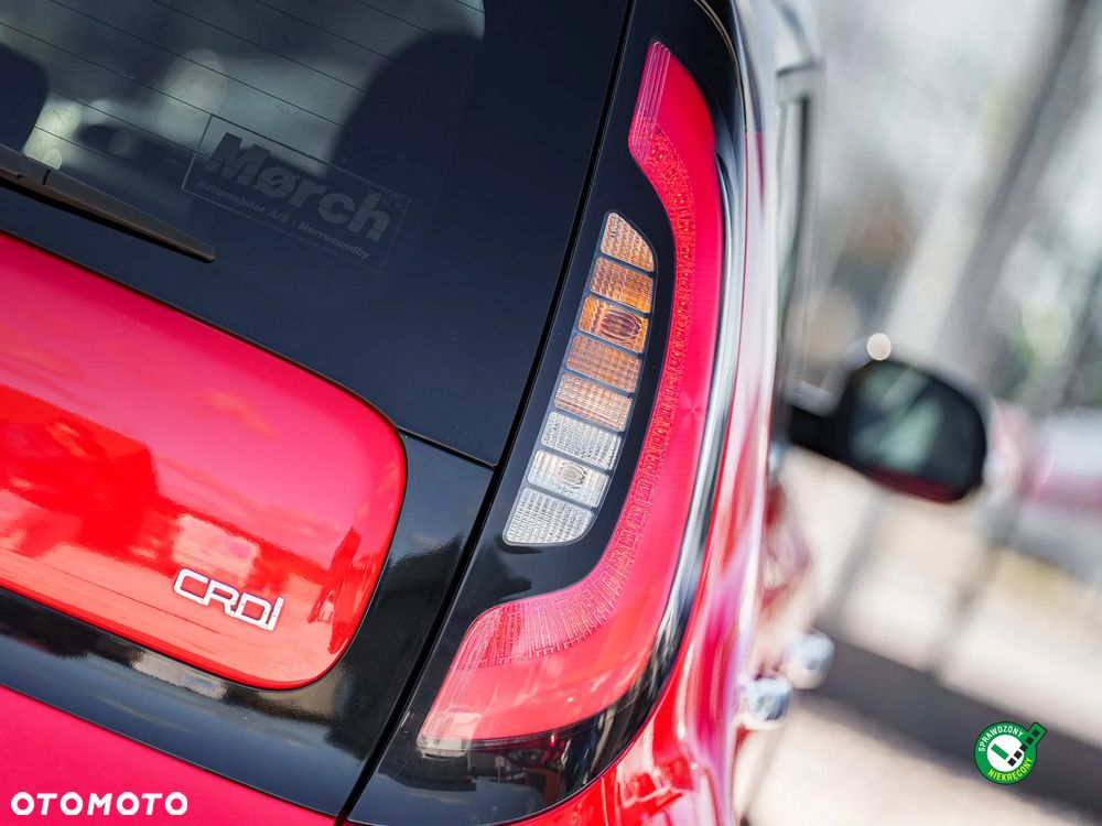 Kia Soul 1.6 CRDI Dream Team Edition - 12