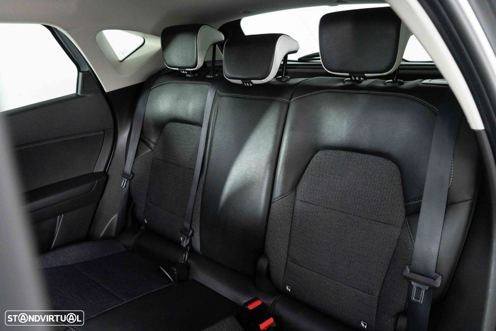 Renault Captur 1.0 TCe Techno — fotografia 10