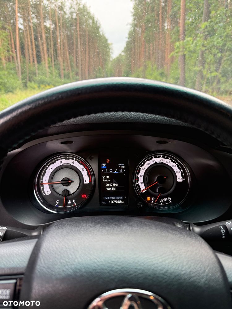 Toyota Hilux 2.4 D-4D Double Cab Dakar 4x4 - 19