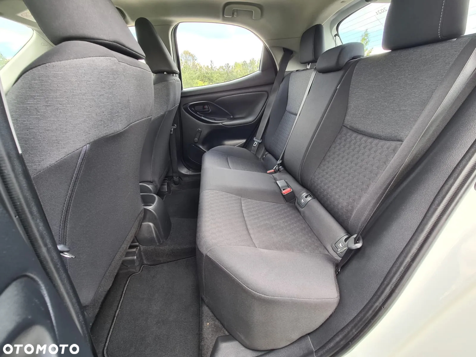 Toyota Yaris 1.0 Comfort - 37