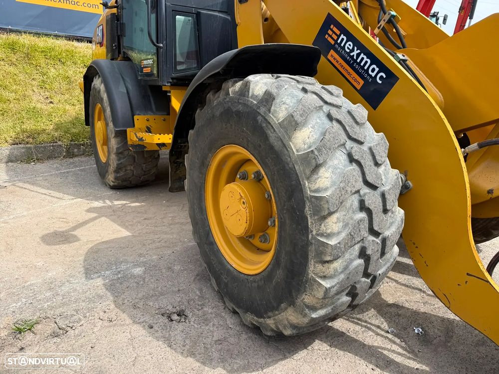 Caterpillar 906M - 9