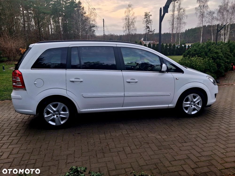 Opel Zafira 1.8 Design Edition - 5