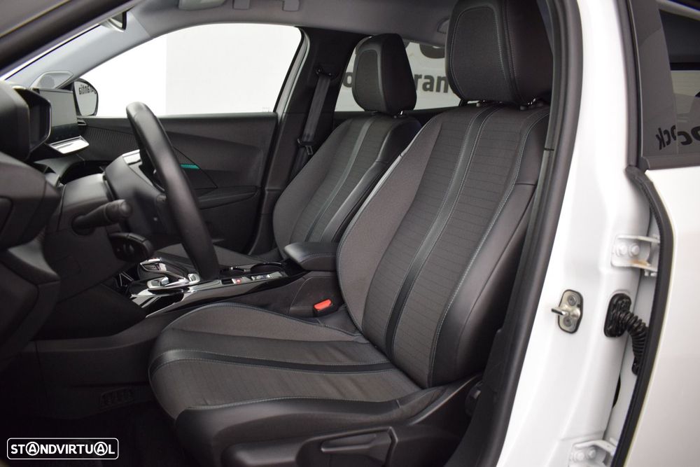 Peugeot e-2008 50 kWh Allure Pack - 4