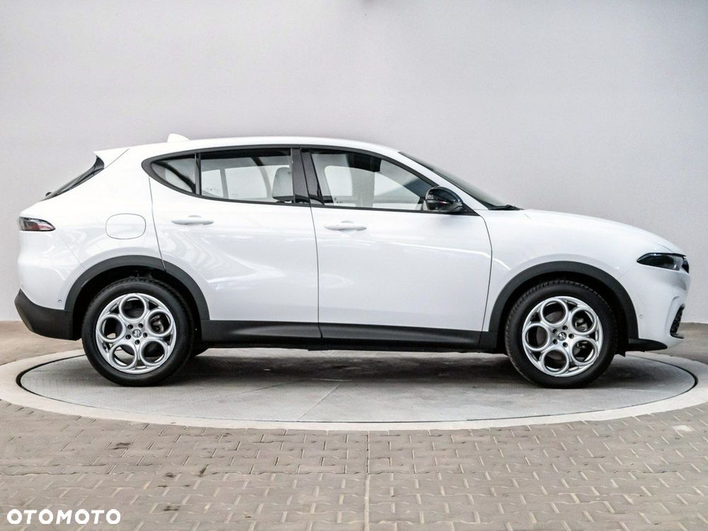 Alfa Romeo Tonale 1.5 T4 GSE mHEV Sprint DCT - 5