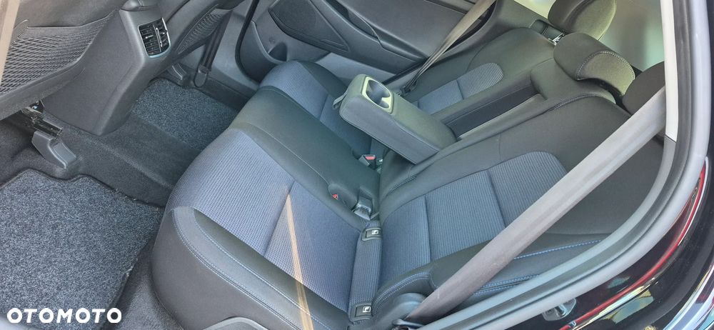 Hyundai Tucson 2.0 CRDI 2WD Style - 12