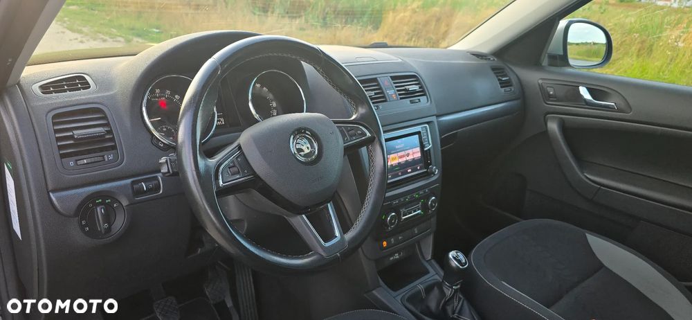 Skoda Yeti 2.0 TDI SCR 4x2 Active - 10