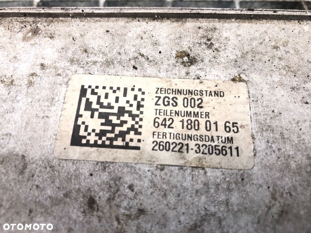 CHŁODNICA OLEJU - 67.00 PLN - MERCEDES-BENZ SPRINTER 3,5-t Skrzynia (B906) 2006 - 2022 319 CDI / - 2