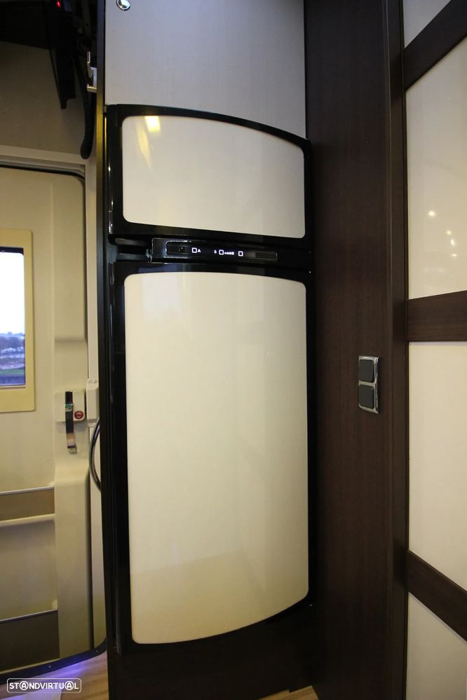 Benimar Mileo 292 *CAMA CENTRAL + BASCULANTE* - 16