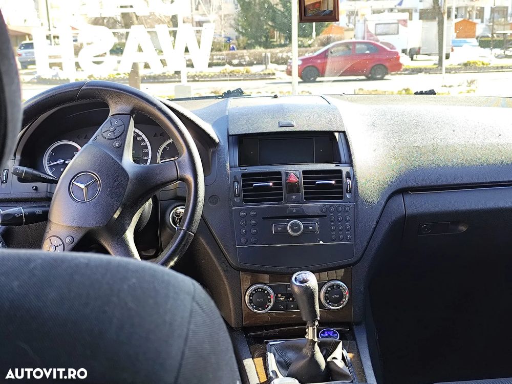 Mercedes-Benz C 220 CDI T-modell - 11