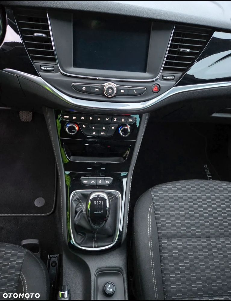 Opel Astra 1.4 Turbo Dynamic - 17