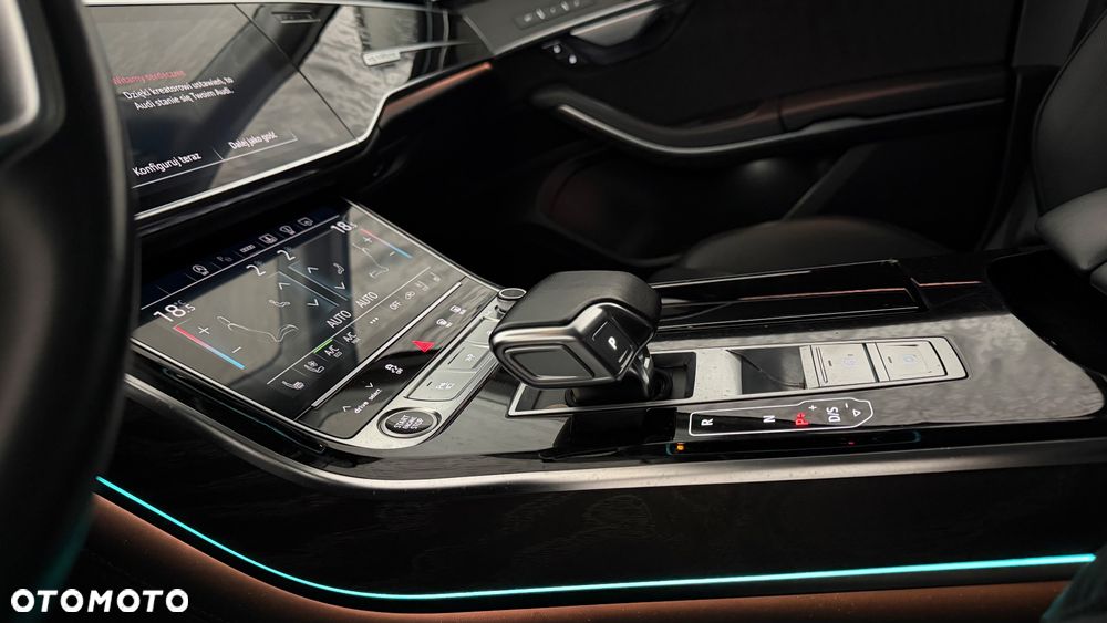 Audi A8 - 25