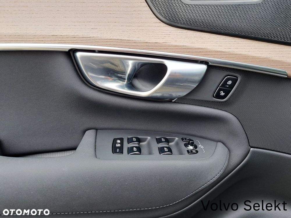 Volvo XC 90 - 27