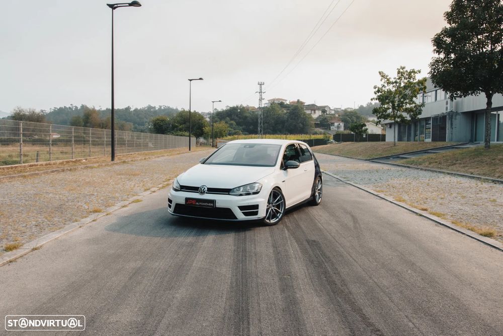 VW Golf R 4Motion BlueMotion - 2