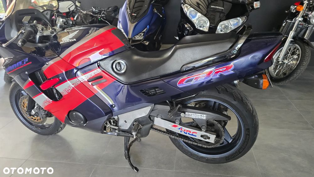 Honda CBR - 12