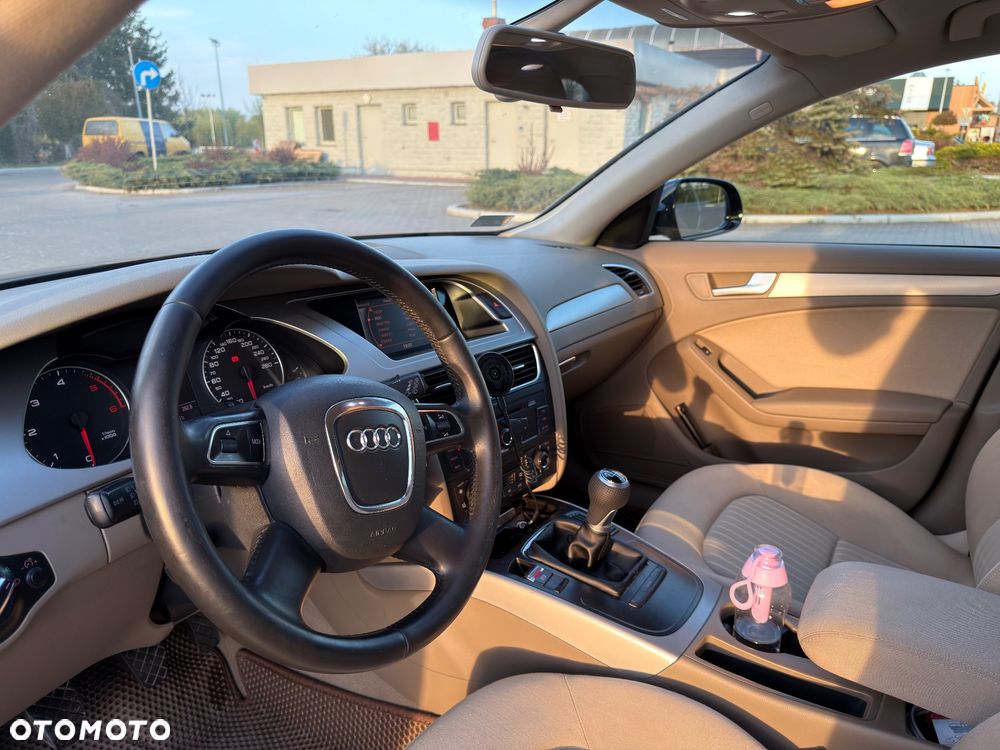 Audi A4 Limousine 2.0 TDI - 11