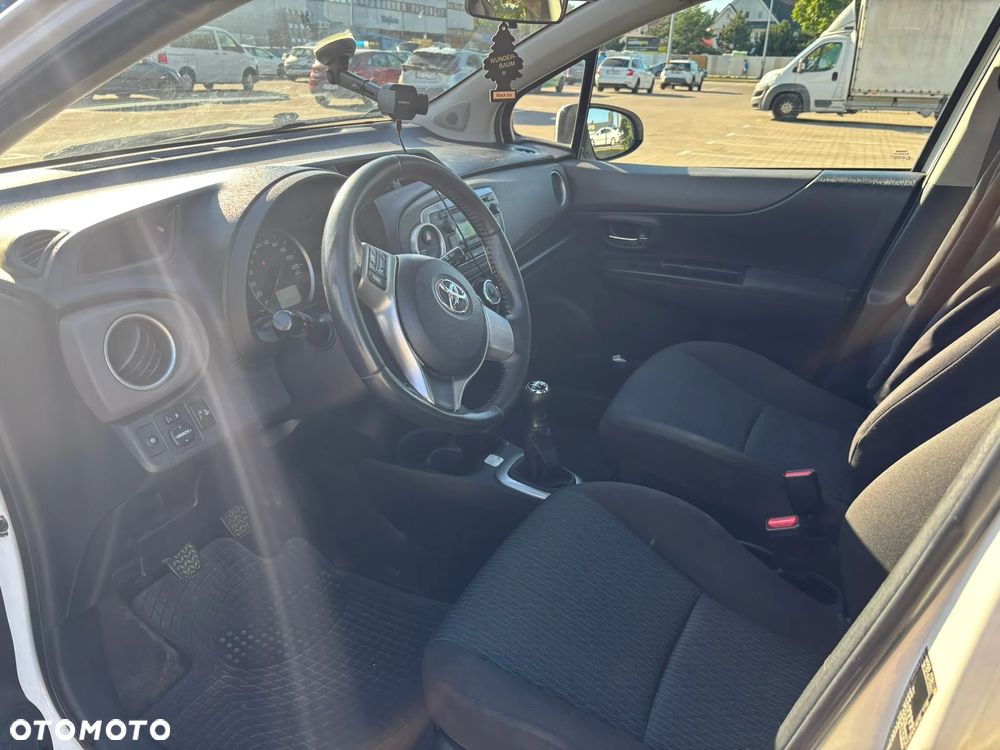 Toyota Yaris - 6