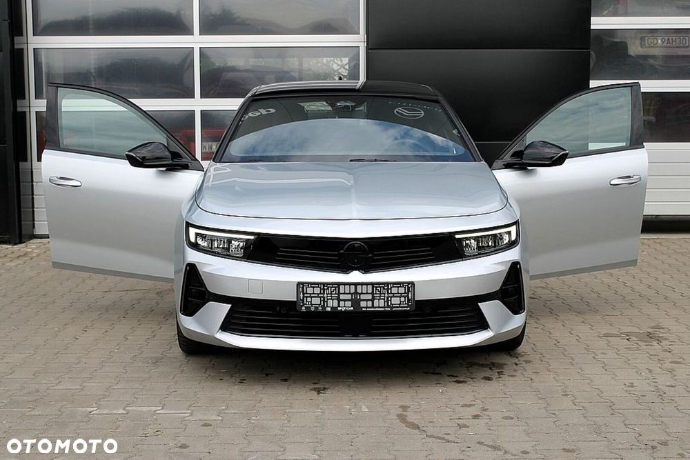 Opel Astra 1.2 T GS S&S - 11
