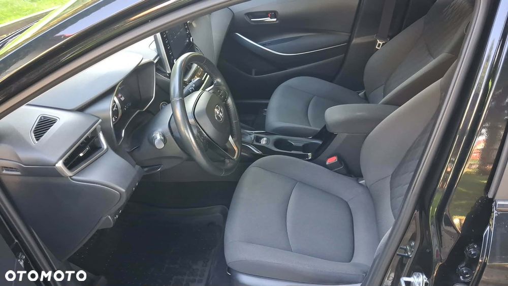 Toyota Corolla - 17