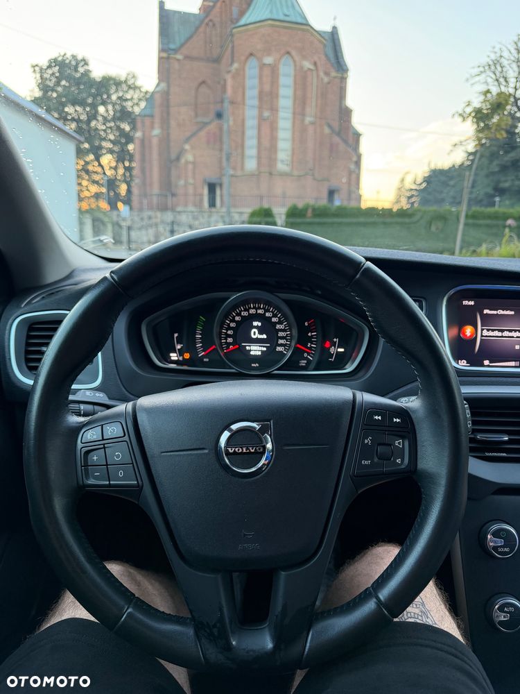 Volvo V40 D2 - 7