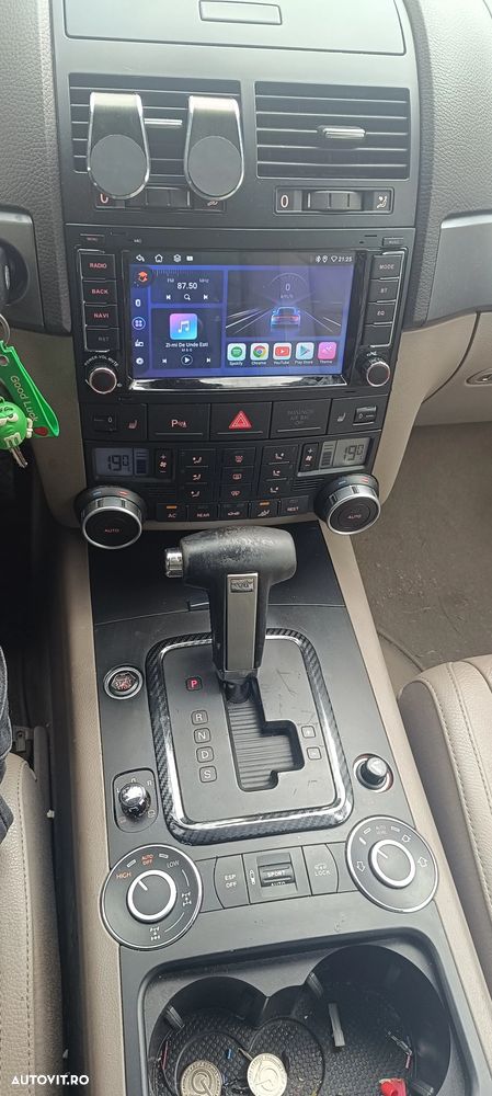 Volkswagen Touareg - 8