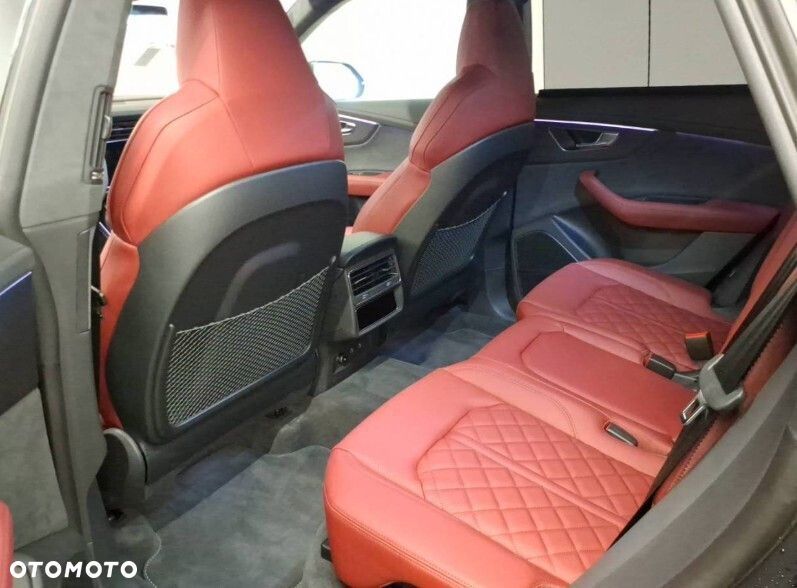 Audi SQ8 - 9