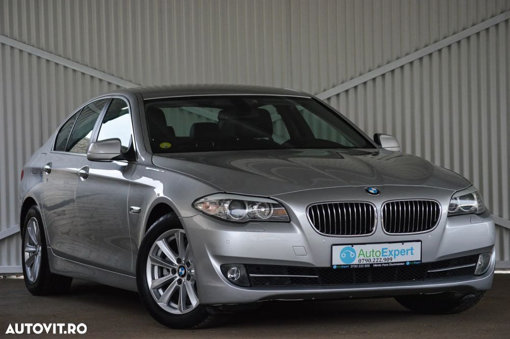 BMW Seria 5 520d Sport-Aut. - 12