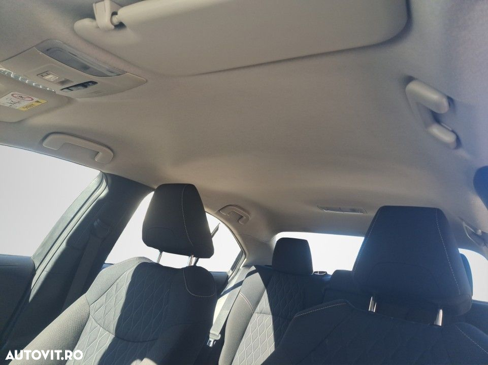 Toyota Corolla - 18