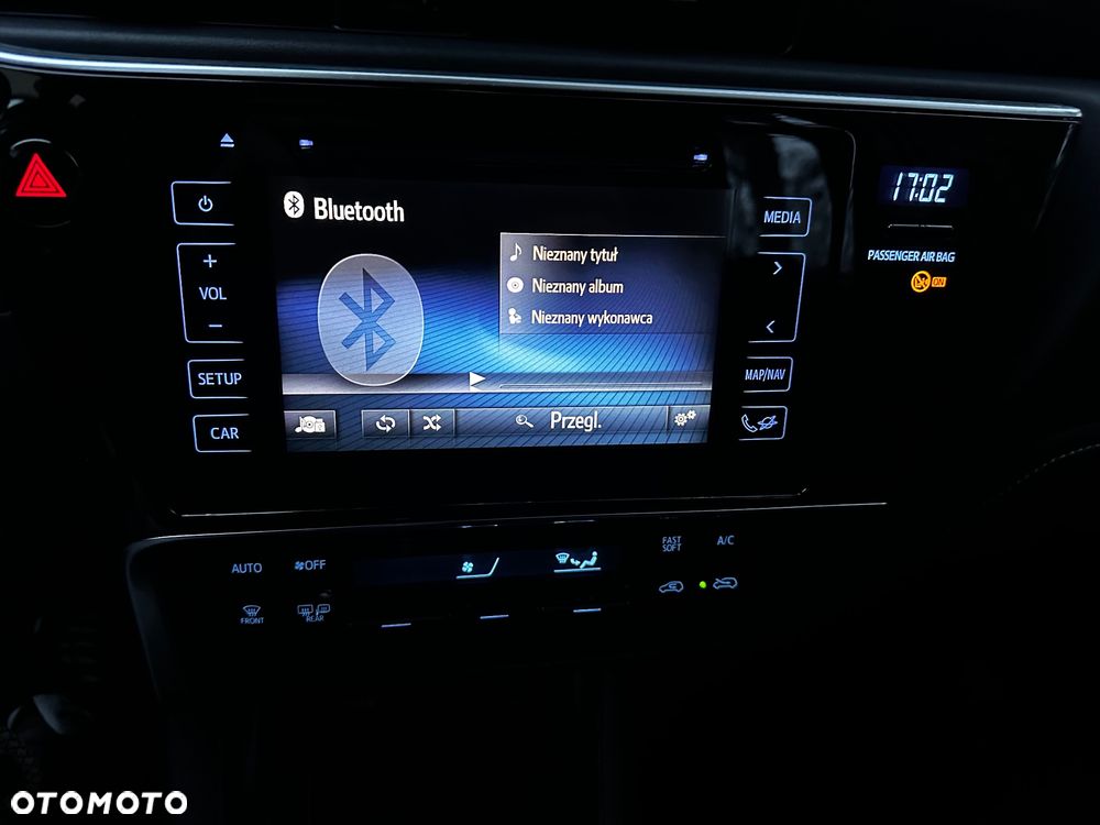 Toyota Auris 1.6 Comfort - 9