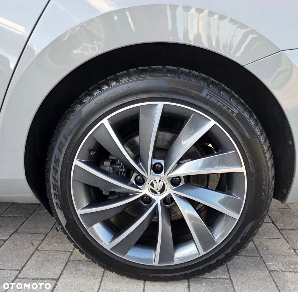 Skoda Superb 2.0 TSI 4x4 Sportline DSG - 21