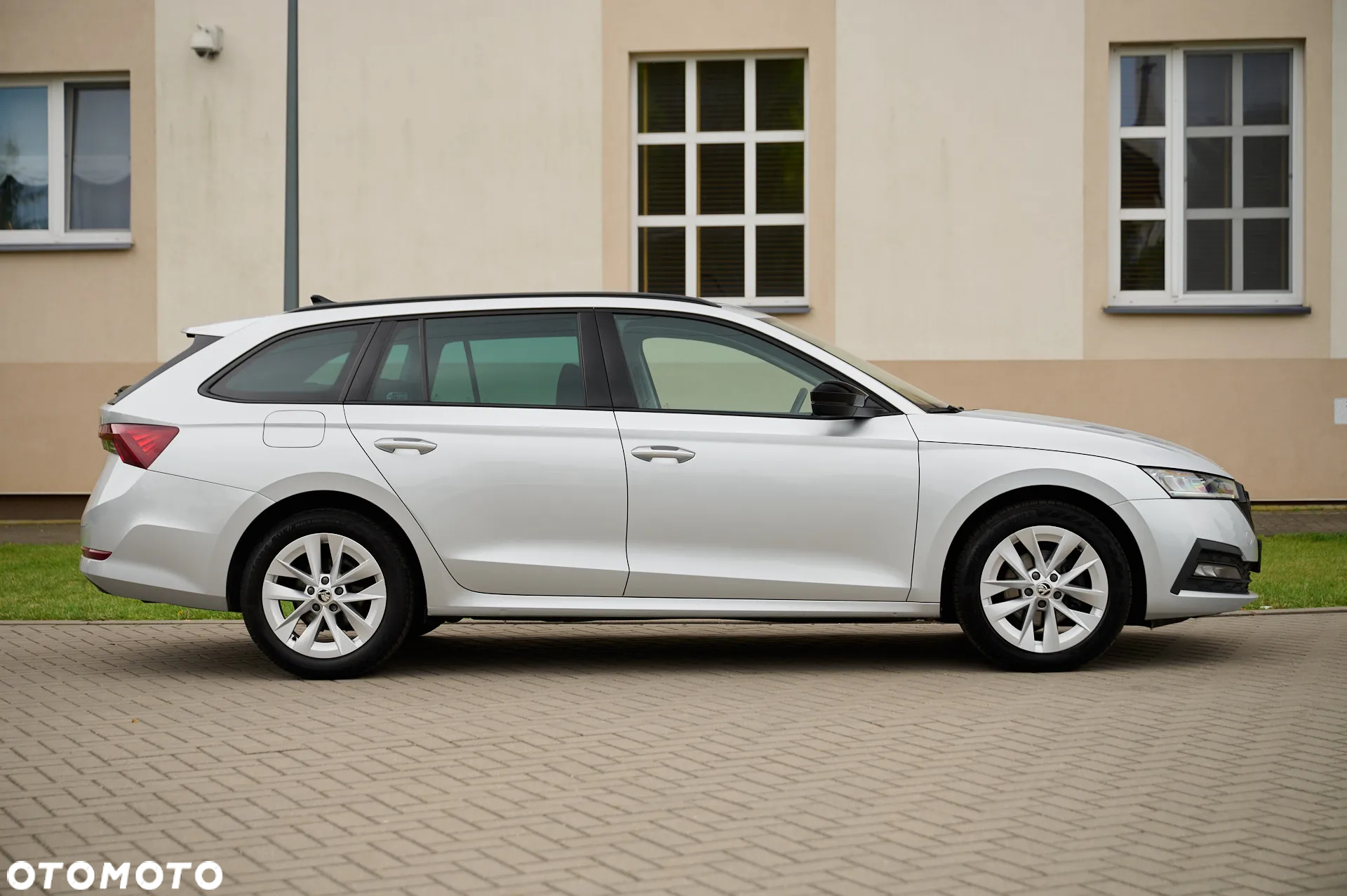 Skoda Octavia 2.0 TDI Ambition DSG - 17