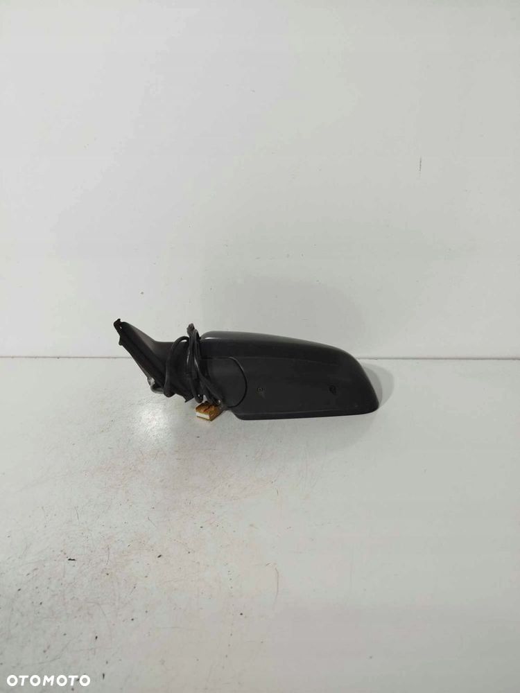 LUSTERKO LEWE PRZEDNIE AUDI A4 B7 04-08 LZ9W 5 PIN - 2