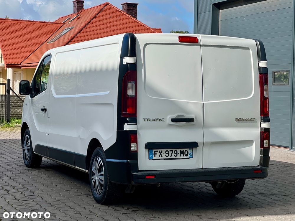 Renault Trafic - 11