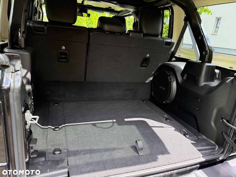Jeep Wrangler - 20