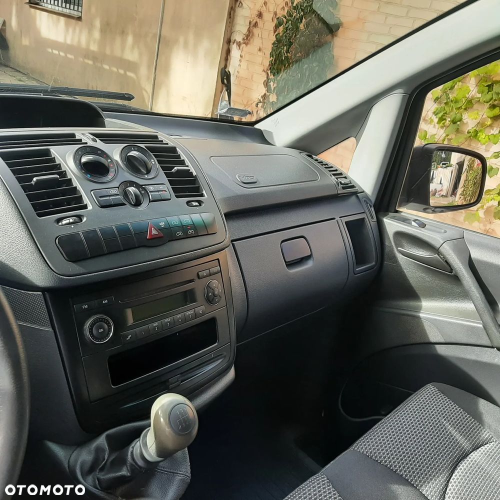 Mercedes-Benz Vito - 11