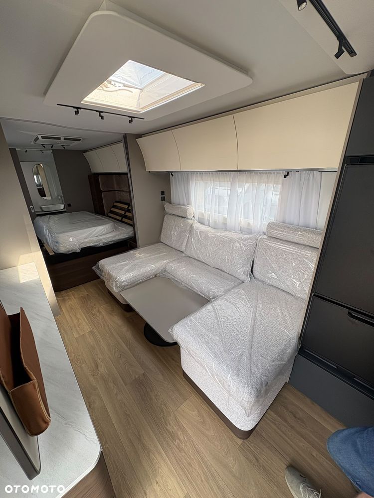 Adria ALPINA 663 HT - 18