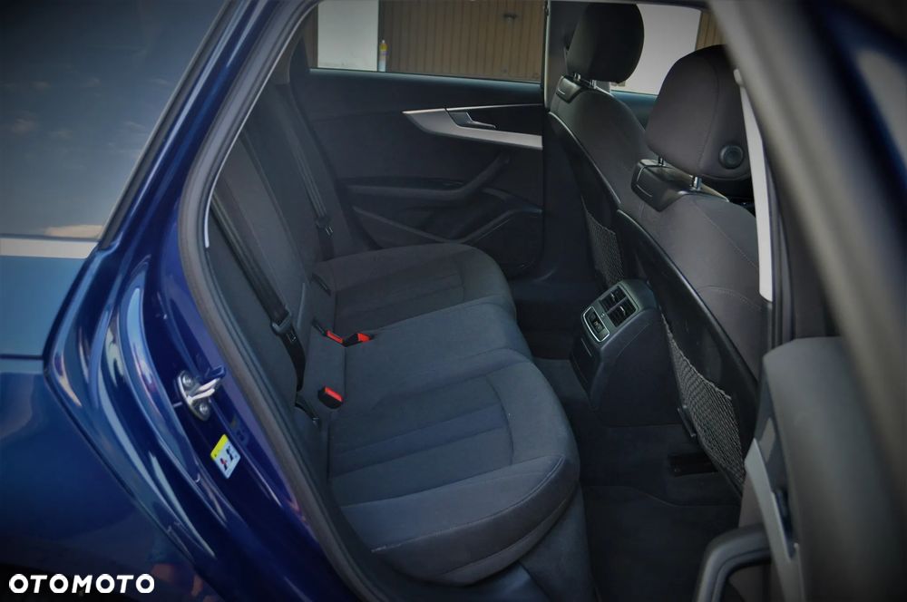 Audi A4 Avant 2.0 TFSI ultra S tronic design - 24