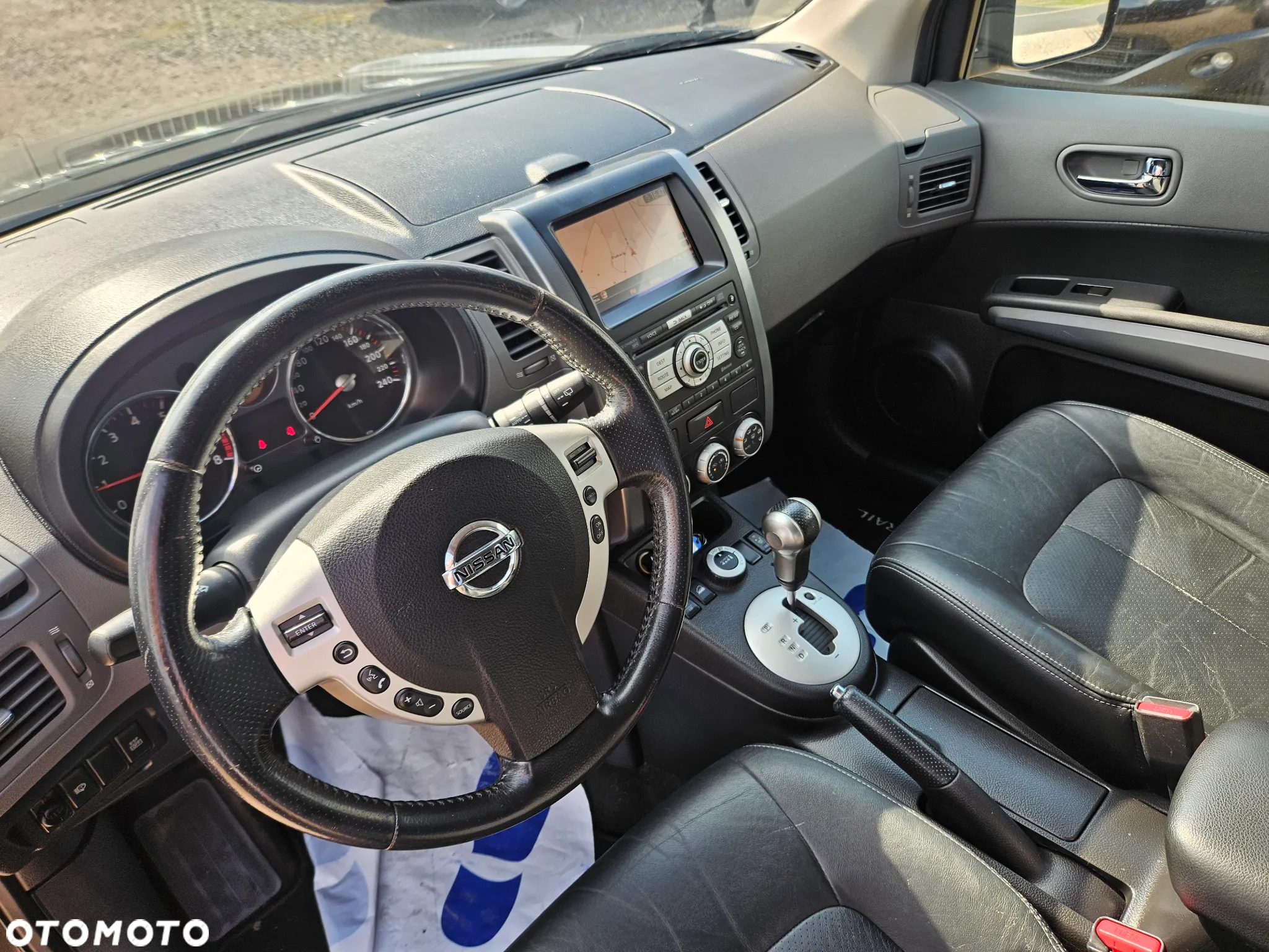 Nissan X-Trail 2.5 4x4 CVT-Automatik Platinum - 6