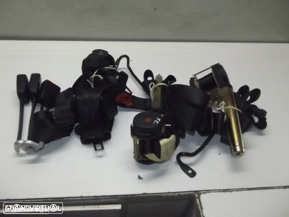 vw polo 1.0 de 94 a 99 cintos de segurança - 1