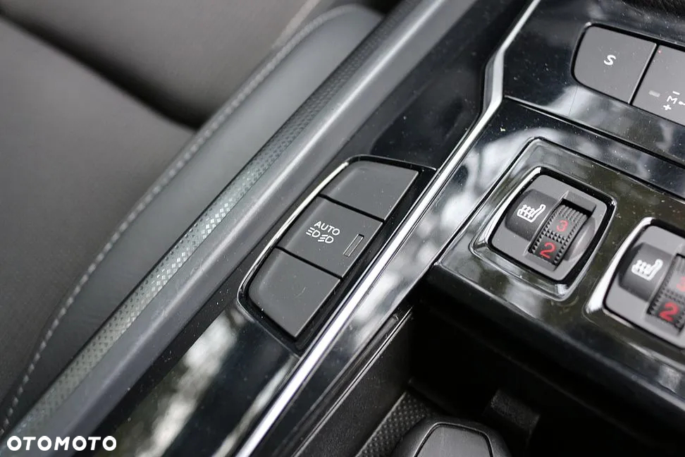 Peugeot 508 2.0 BlueHDi RXH S&S - 17