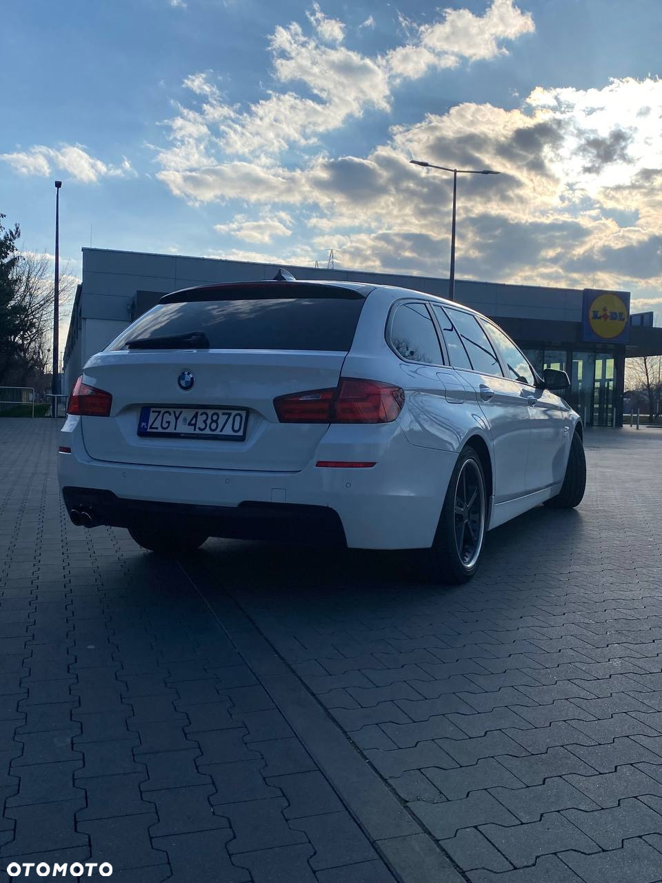 BMW Seria 5 - 12