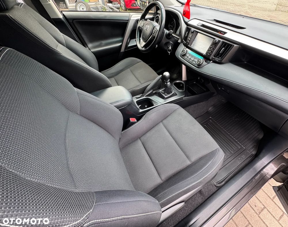 Toyota RAV4 - 20