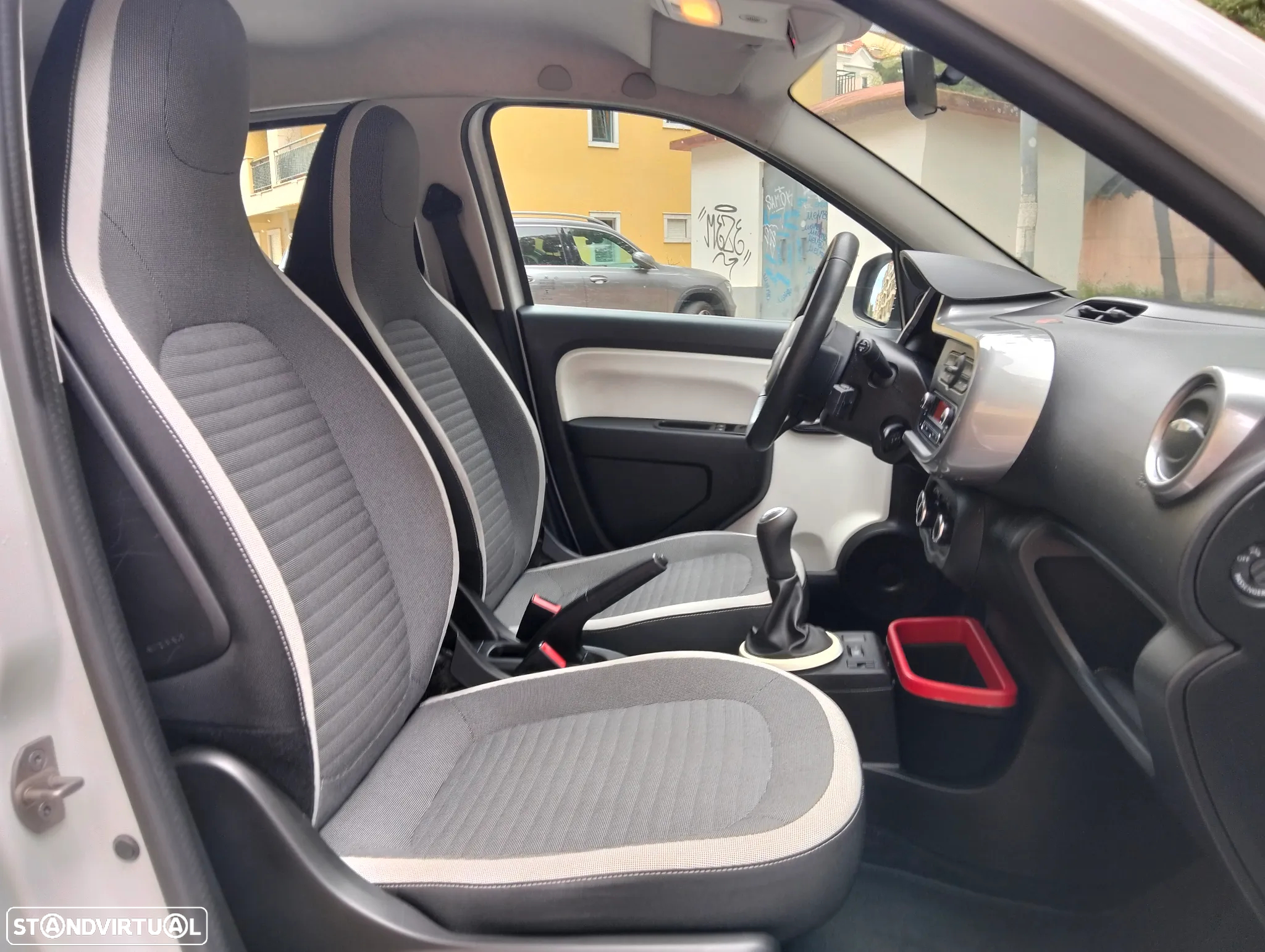 Renault Twingo 1.0 SCe Limited - 14