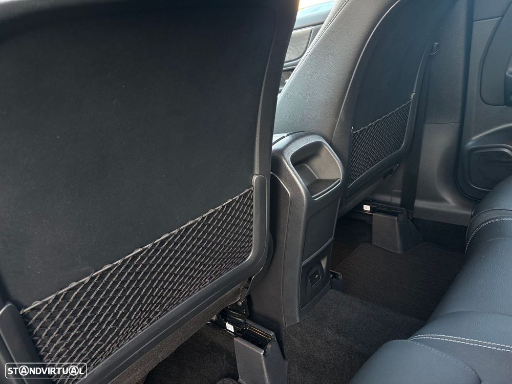 Mercedes-Benz GLA 250 e Progressive - 18