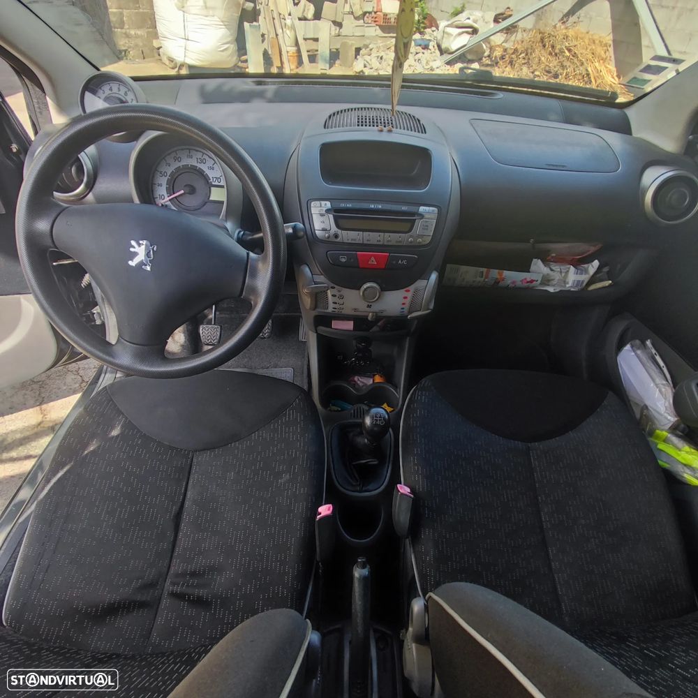 Peugeot 107 1.0 Urban - 16